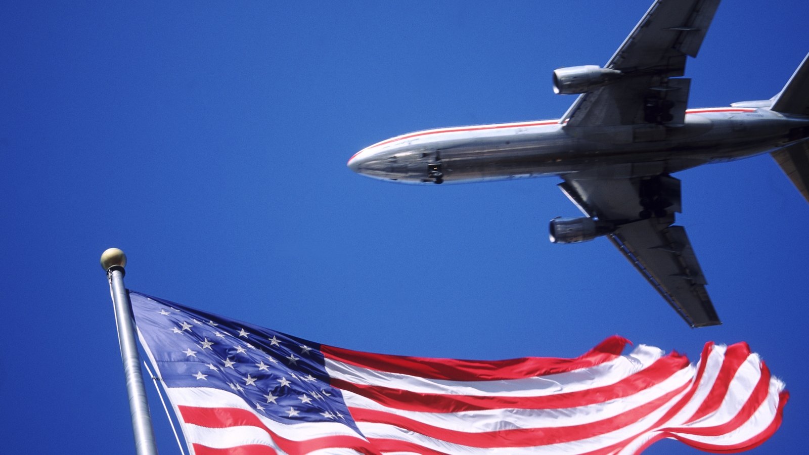 Transatlantic Airfare Drops as Europeans Opt Out of US Travel